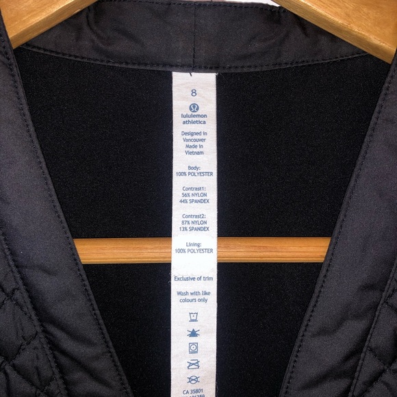 SOLD! Lululemon Long Sleeve Black Quilted Jacket - Picture 4 of 8